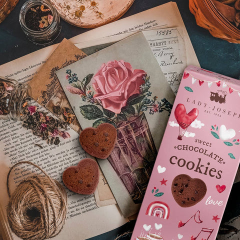Amore e biscotti al cioccolato. - Caseificio Lavialattea